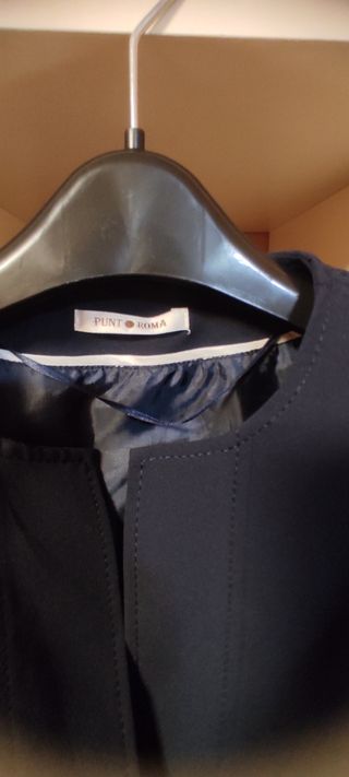 Traje azul marino ,talla 36