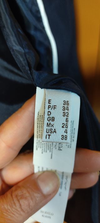 Traje azul marino ,talla 36