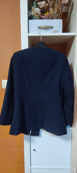 Traje azul marino ,talla 36
