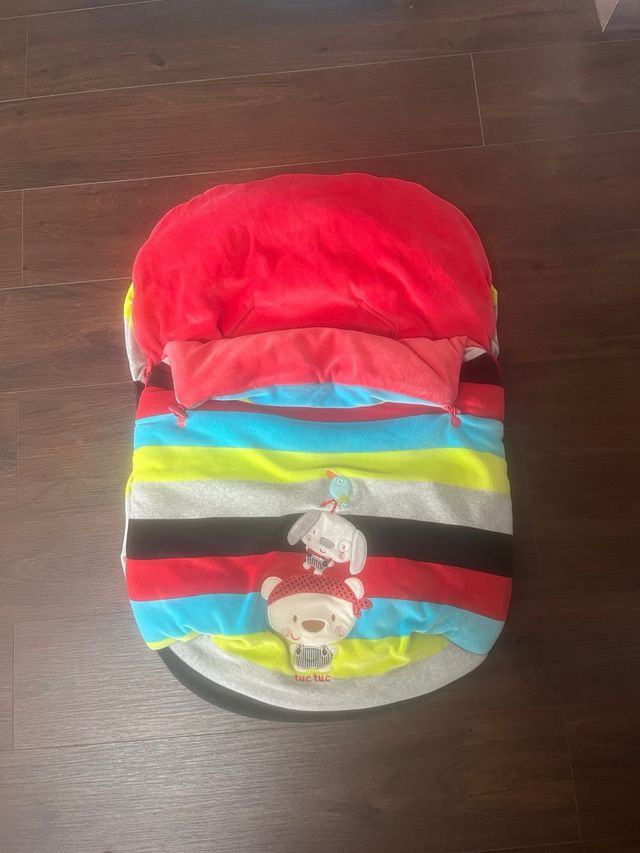 Saco de Invierno TUC TUC para Maxi Cosi