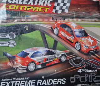 Scalextric compact Extreme Raiders 1/43
