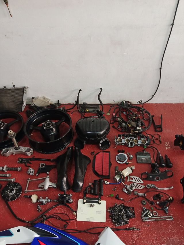 Despiece suzuki gsxr 1000 k5 k6 recambios piezas