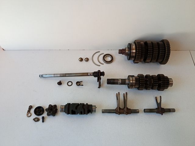 caja cambios suzuki gsxr 1000 k5 k6 despiece