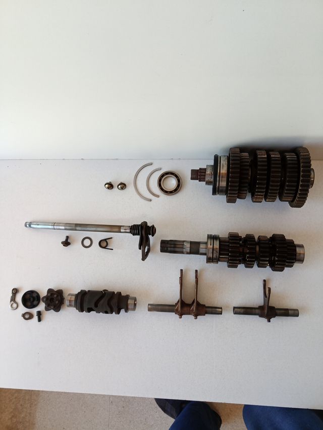 caja cambios suzuki gsxr 1000 k5 k6 despiece
