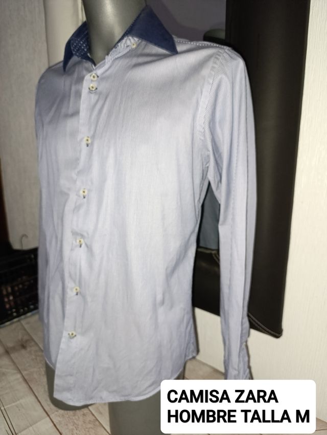 Camisa azul de zara hombre. Talla M 4.50€