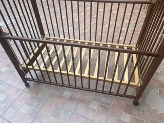 Cuna de madera 