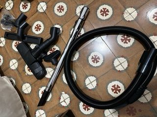 Aspiradora amazon basic 700w