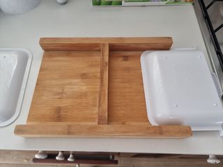 Tagliere bambù con cassetti