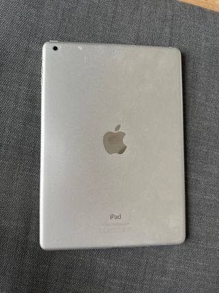 iPad Air – 16GB – WiFi – Color Blanco