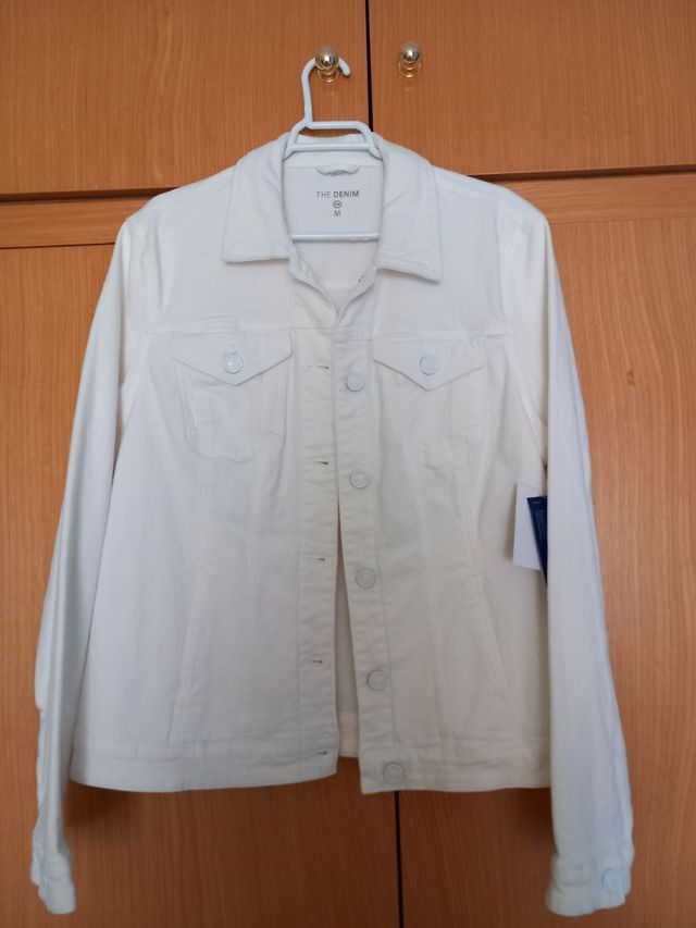 Chaqueta vaquera blanca