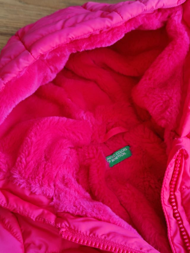 Plumífero bebé niña de Benetton