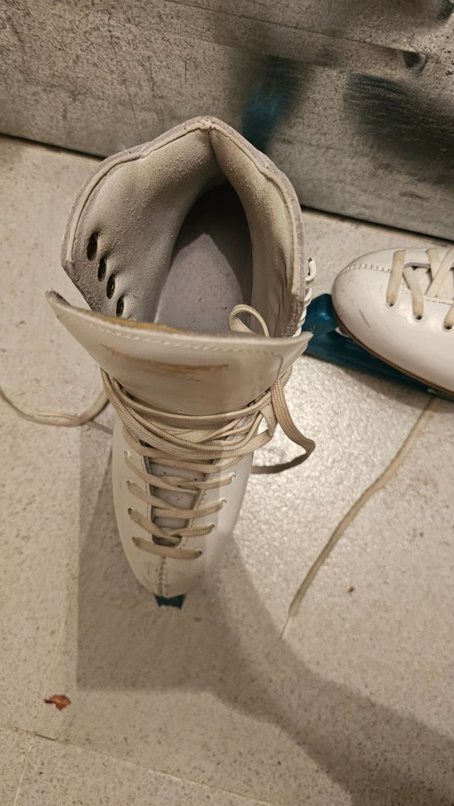 ⛸️ Patines artisticos de hielo Risport ⛸️