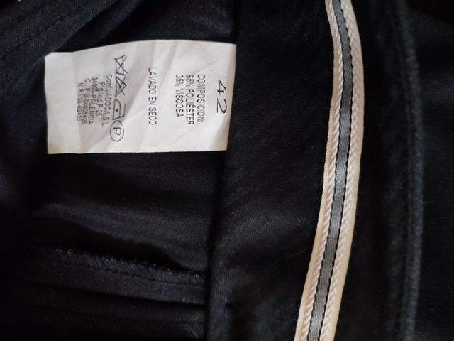 Traje de chaqueta con chaleco y corbata