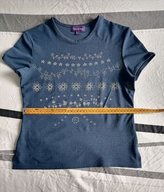 Camiseta azul marino Bershka