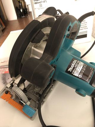 sierra circular Makita