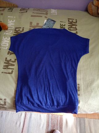 Camiseta con bolsillos nueva sin estrenar