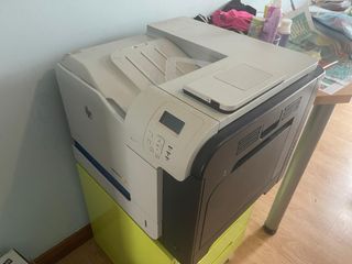 IMPRESORA HP LASERJET 500 COLOR M551