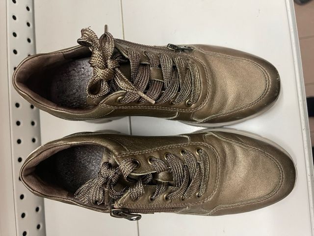 Scarpe nero giardini