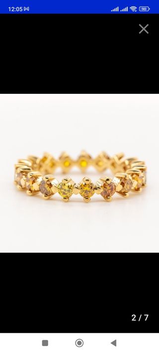 anillo de oro y diamantes