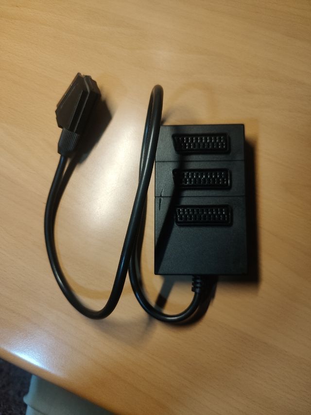 *25*Enchufe SCART Euroconector Ladron