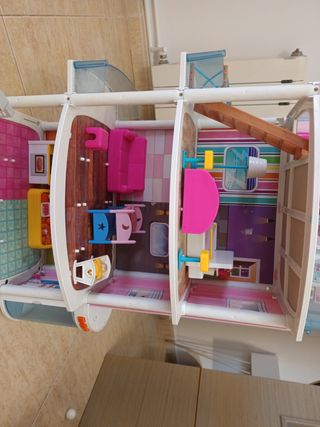 Casa de muñecas barriguitas