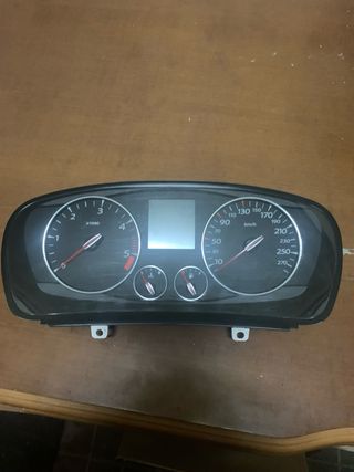 Cuadro instomentos Renault Laguna |||