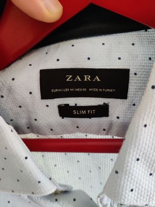 Camisa azul clara de hombre de Zara