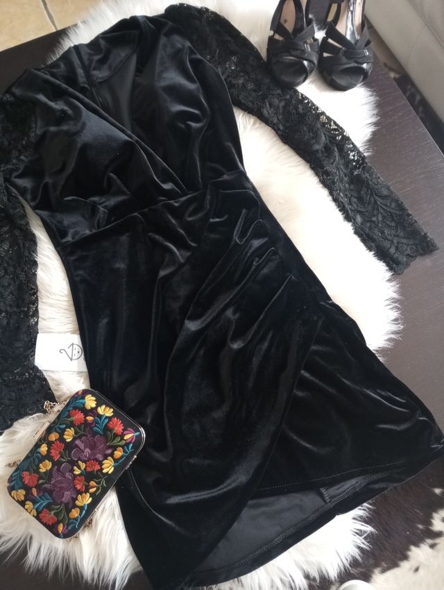 Vestido terciopelo y encaje negro