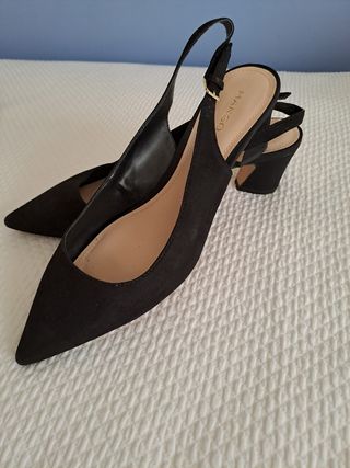 Zapatos destalonados negros