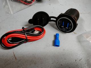 Cargador rápido para vehículo QC3.0 USB