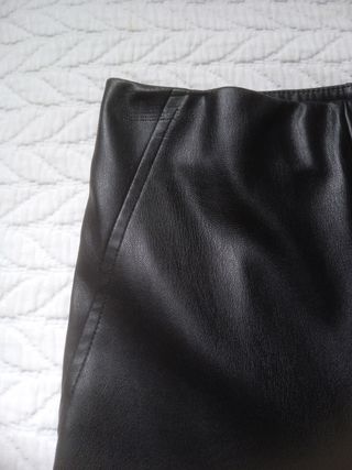 Pantalón cuero 