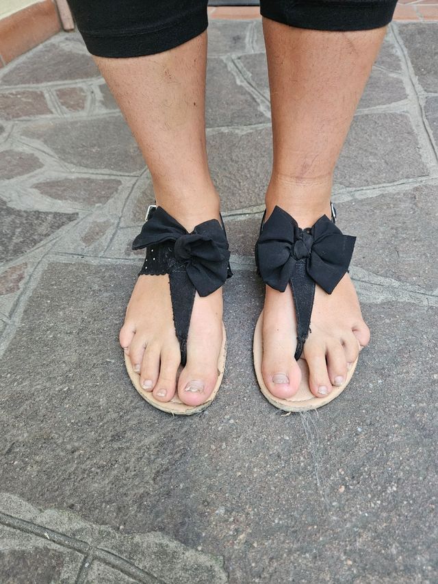 Sandalo infradito nero misura 42 grande