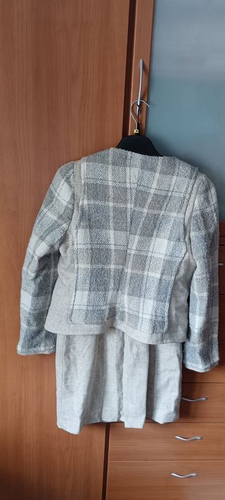 Vestido de invierno con cha