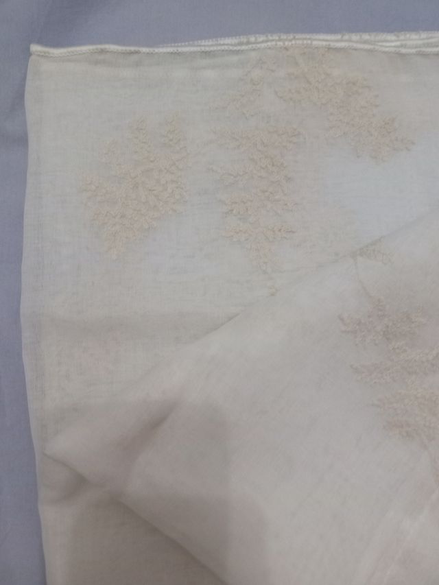 Tenda per la finestra nuova senza etichetta