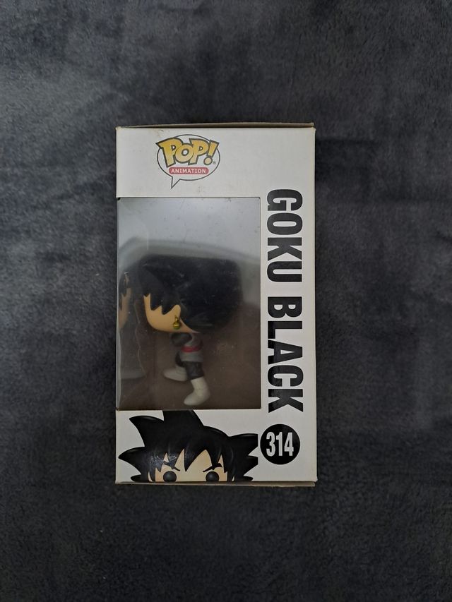 Funko Pop Goku Black sin soporte interior de caja