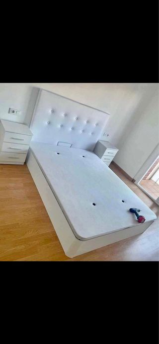 OFFERTA LIMITATA! DIVANI E MATERASSI SCONTATI