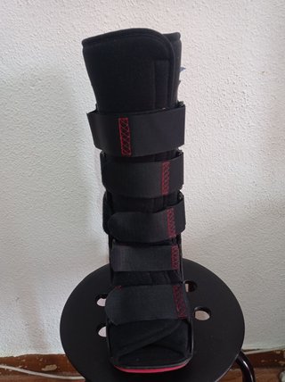 Bota ortopédica mujer