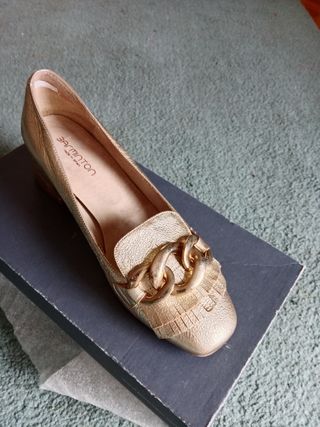 Zapatos dorados 38 