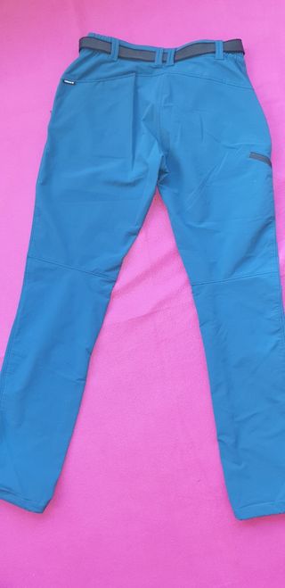 Vendo pantalones trekking mujer.