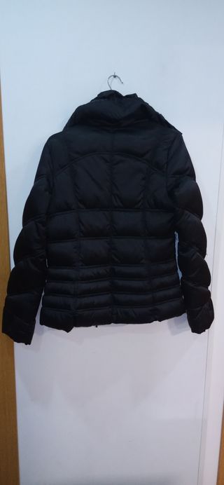 Plumas abrigo negro talla M 
