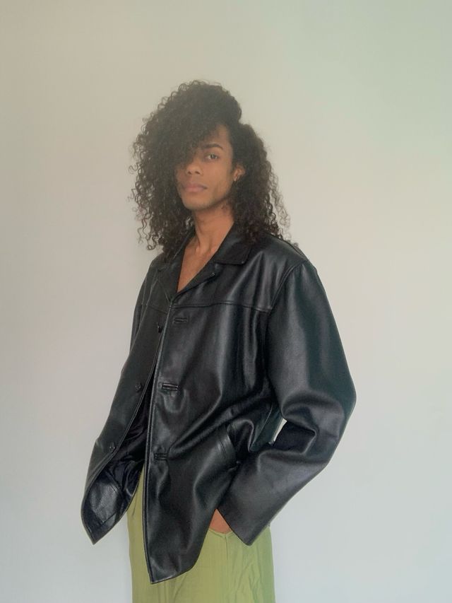 Abrigo negro piel XL