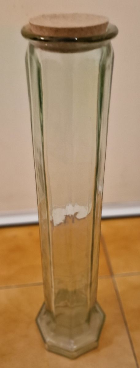 VASO ESAGONALE IN VETRO