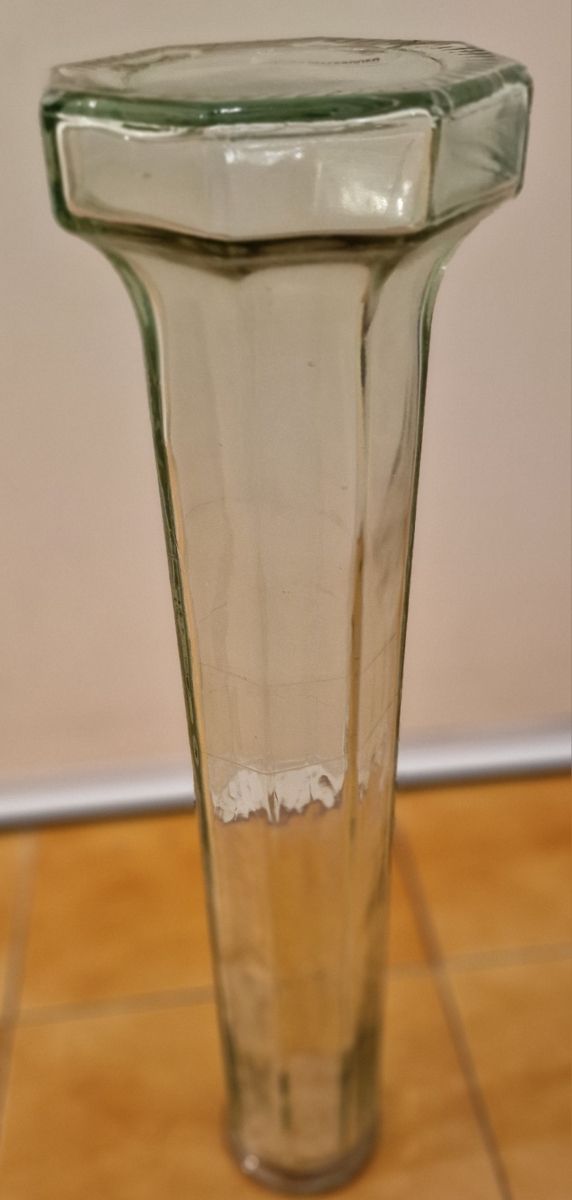 VASO ESAGONALE IN VETRO