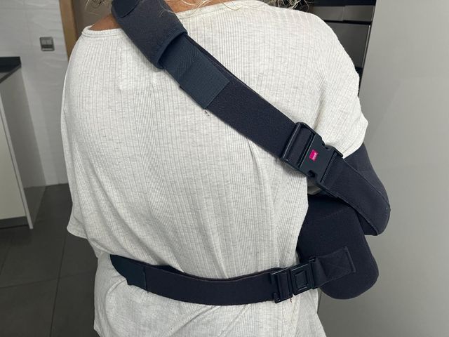 Ayuda medica postoperatoria hombro