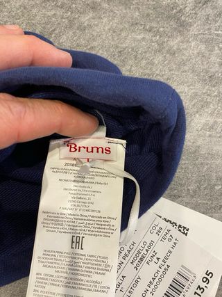 Due pagliaccetti + un cappellino Brums