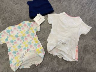 Due pagliaccetti + un cappellino Brums