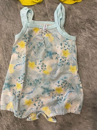 4 pagliaccetti bambina 1/3 mesi