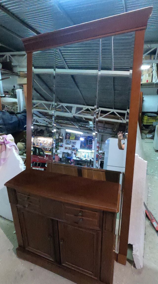 Mueble recibidor de entrada en perfectas co dicion