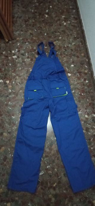 Pantalón de trabajo con Peto.