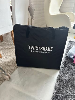 Cuna de viaje Twistshake